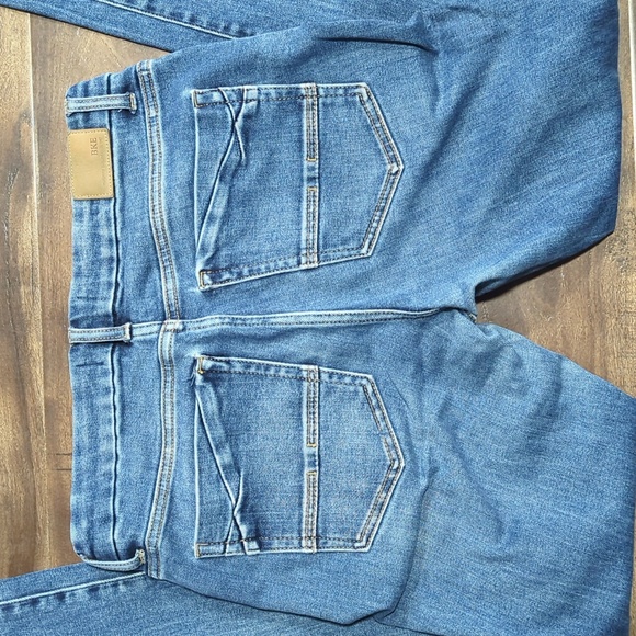 BKE Payton Mid-Rise Straight Denim Jeans - Picture 5 of 5